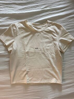 437 cream t-shirt